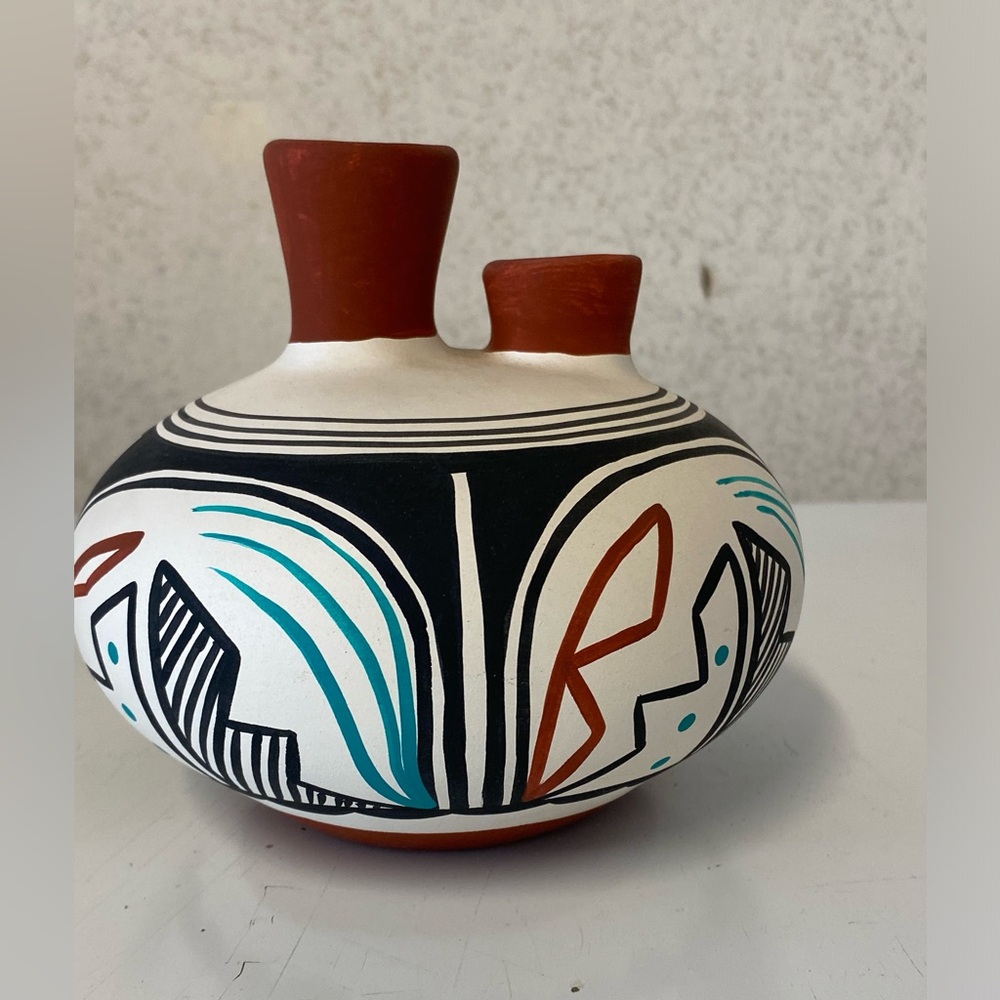 Navajo pottery